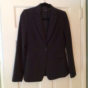 Tahari Classic black blazer